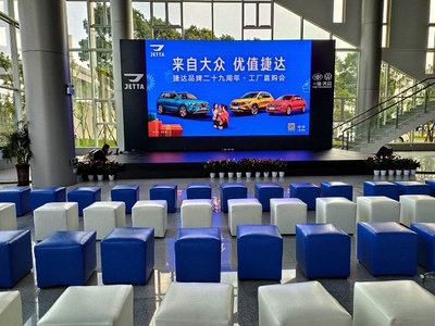 舞臺LED顯示屏搭建注意事項(xiàng) 從租賃到完美呈現(xiàn)